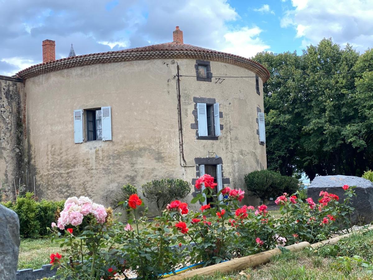 Tour Du Chateau De Gondole Le Cendre Kültér fotó